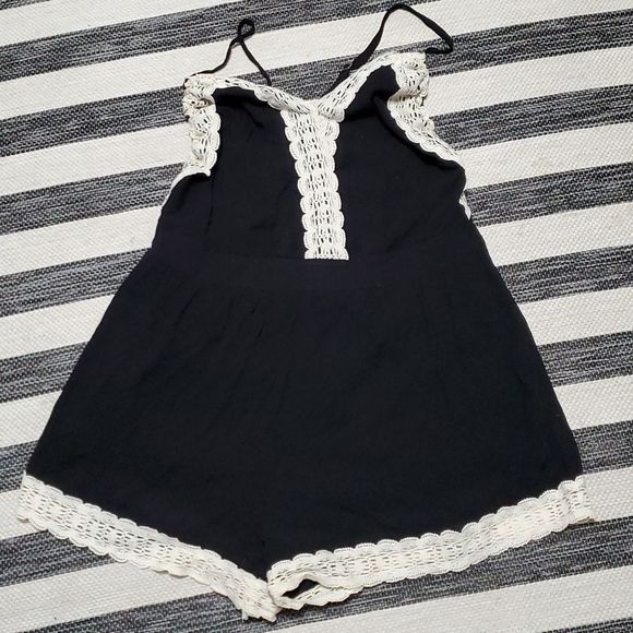 Shinestar Pants - Shinestar Crochet Lace Trim Romper